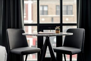 The Chicago Hotel Collection - Wrigleyville