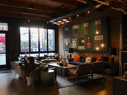 The Chicago Hotel Collection - Wrigleyville