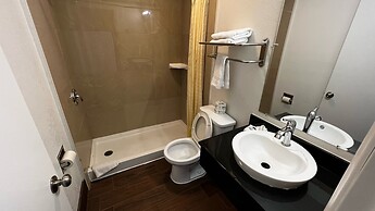 New American Inn and Suites