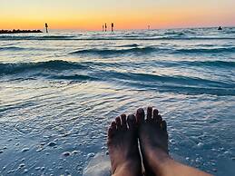 Mar Bay Motel &Suites