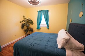 Mar Bay Motel &Suites