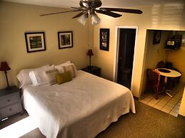 Mar Bay Motel &Suites