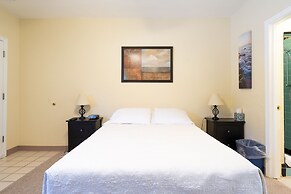 Mar Bay Motel &Suites