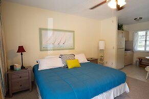 Mar Bay Motel &Suites