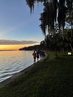 Mar Bay Motel &Suites