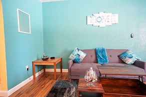 Mar Bay Motel &Suites