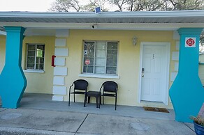 Mar Bay Motel &Suites