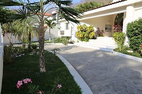 Hotel Boutique Casa Blanca del Sol