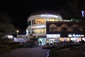 Book Home Gyeongju