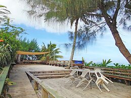 Twin Waters Beach Baches