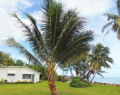 Twin Waters Beach Baches