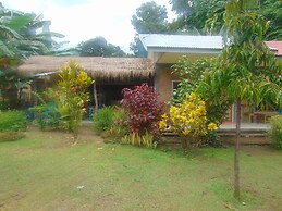 Del Mar Home Stay and Cafe