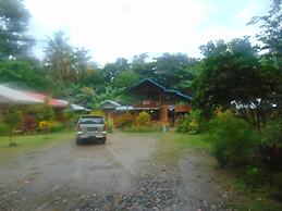 Del Mar Home Stay and Cafe