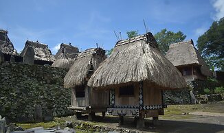 Del Mar Home Stay and Cafe