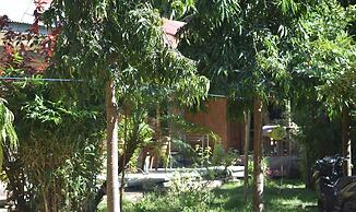 Del Mar Home Stay and Cafe