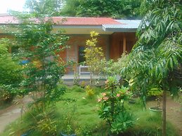 Del Mar Home Stay and Cafe