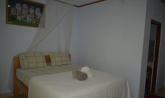 Del Mar Home Stay and Cafe