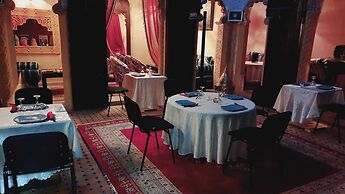 Riad La Porte Du Bouregreg