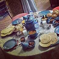 Riad La Porte Du Bouregreg