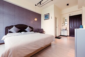 Tainan Anping High Chill B&B