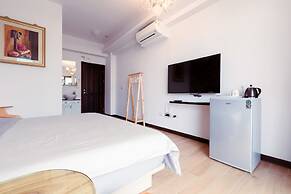 Tainan Anping High Chill B&B