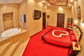Alex Hotel on Marata 73