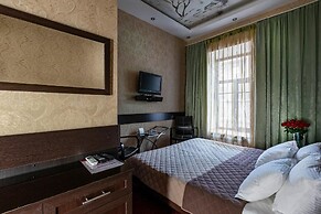 Alex Hotel on Marata 73