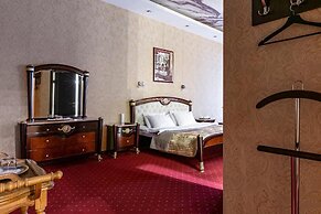 Alex Hotel on Marata 73