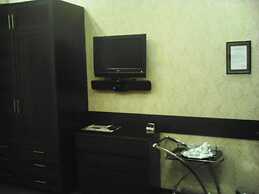 Alex Hotel on Marata 73