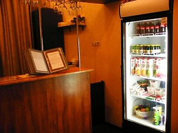 Alex Hotel on Marata 73