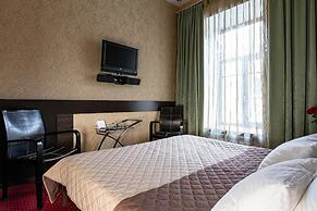 Alex Hotel on Marata 73