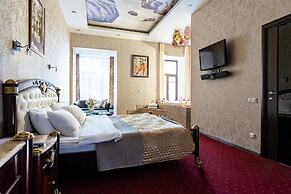 Alex Hotel on Marata 73