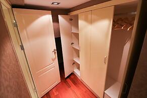 Grandview Golden Palace Weifudun Apartment