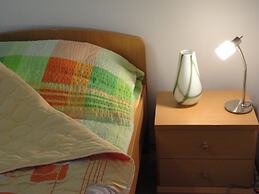 Accommodation Mell