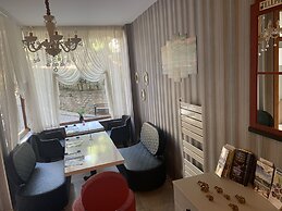 Omar Sultan Park Suites