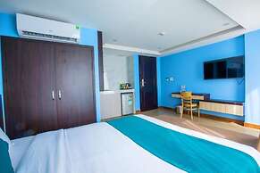 Blue Ocean Beachside Hotel Danang