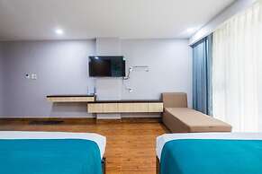 Blue Ocean Beachside Hotel Danang