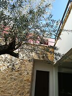 Agartha Boutique Hotel - StoneHouse