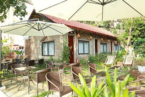 Tam Coc Lakeside Homestay