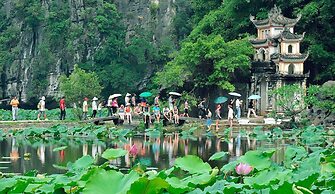 Tam Coc Lakeside Homestay