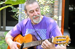 Tam Coc Lakeside Homestay