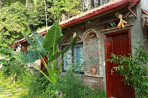 Tam Coc Lakeside Homestay