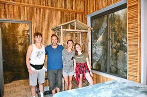 Tam Coc Lakeside Homestay