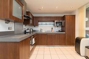 Austin David Apartments - New Island