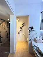 Core Luxury Suites