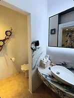 Core Luxury Suites