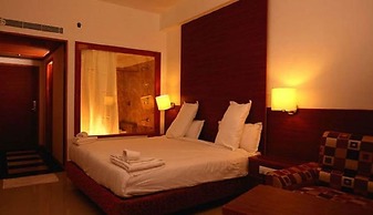 Sterling V Grand Madurai