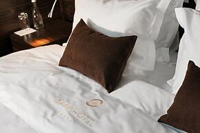Bank Hotel