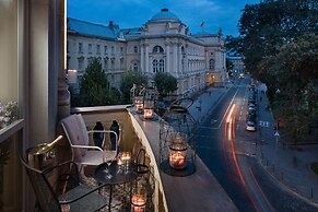 Bank Hotel