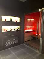 Bank Hotel